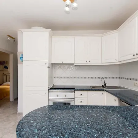Mare 98 - Two Bed Apartman