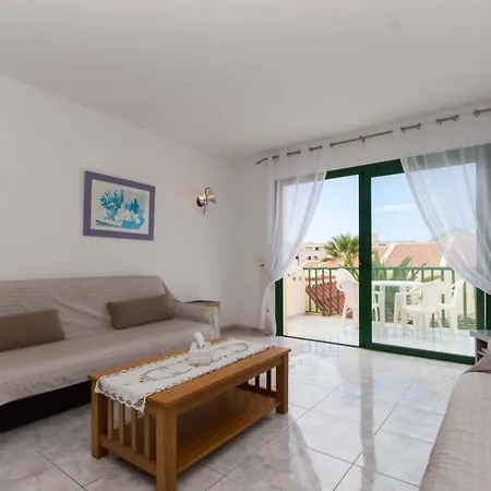 Mare 98 - Two Bed Apartman *